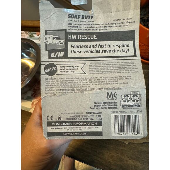 Hot Wheels Matchbox Cars (2) White Mod Speeder Surf Duty HW Rescue - Picture 4 of 9